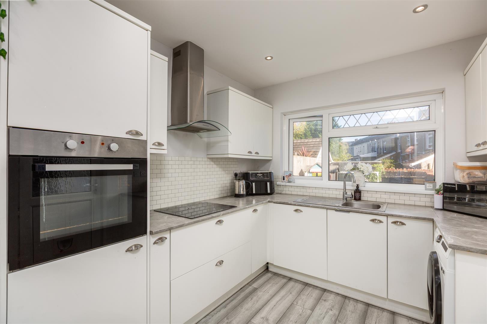 Walters Road, Llanelli, SA15 1LU